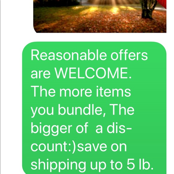 WELOME TO MY CLOSET 😘😘 - Picture 1 of 5